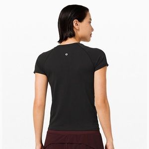 Lu Lu lemon swifty tech short sleeve NWOT